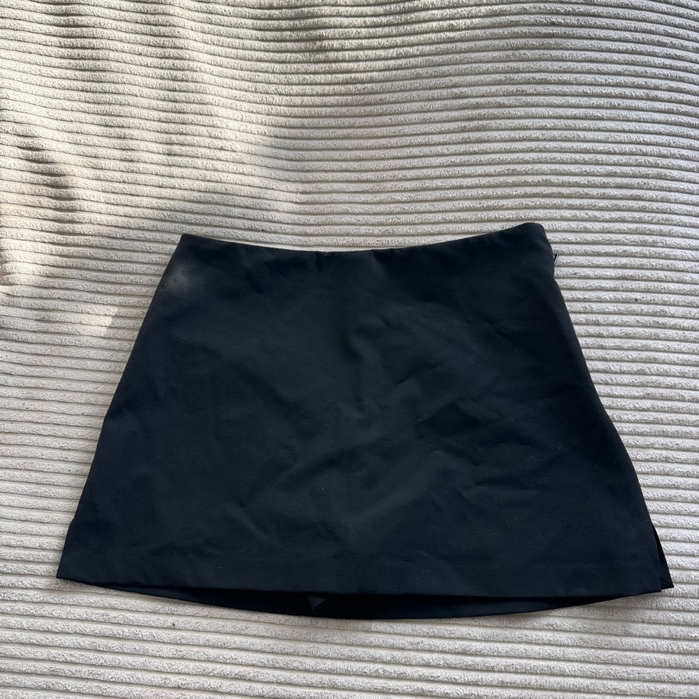 Babaton Roundup Skort